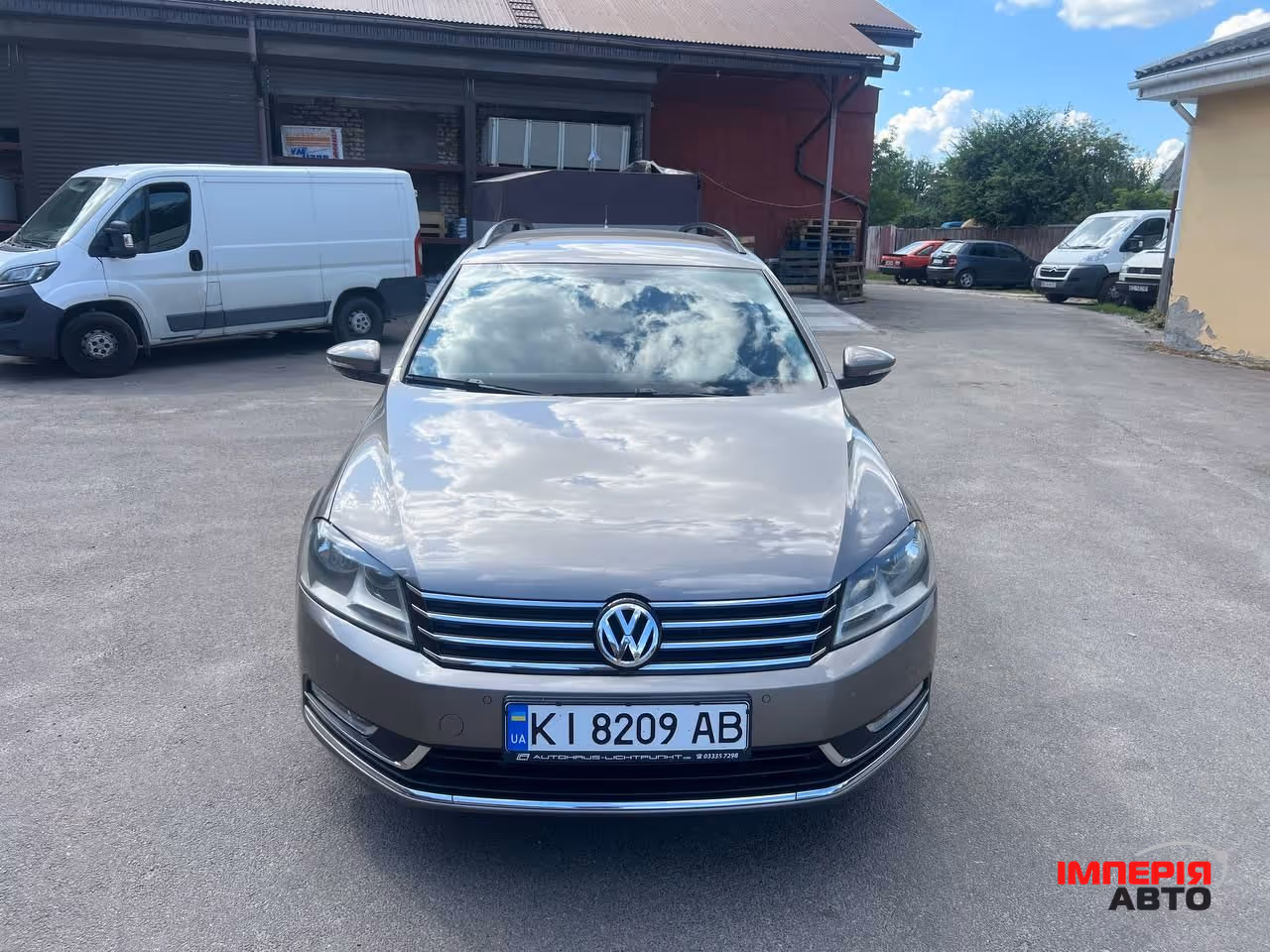 Volkswagen Passat - фото 4