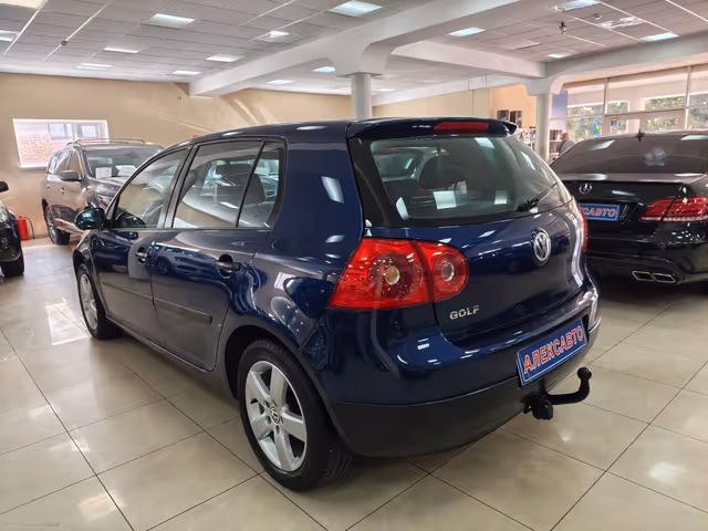 Volkswagen Golf - зображення 4