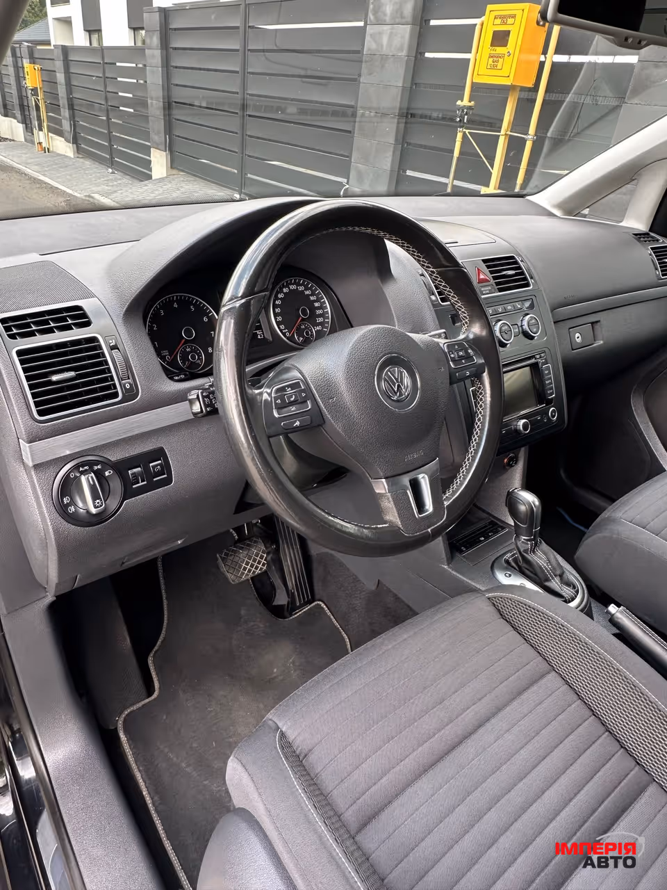 Volkswagen Touran - фото 25