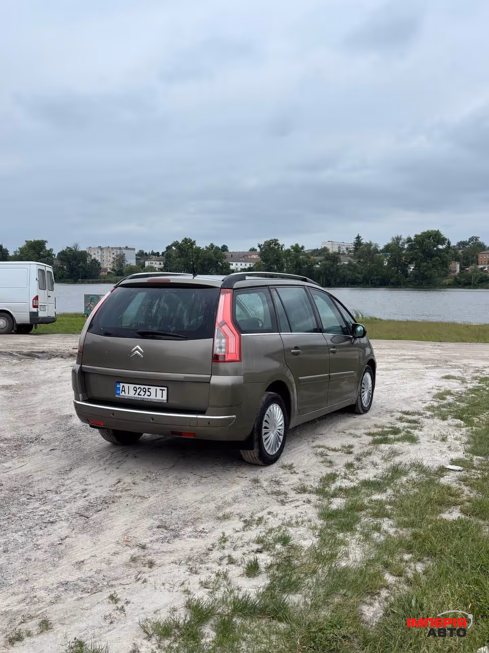 Citroen C4 Picasso - фото 4
