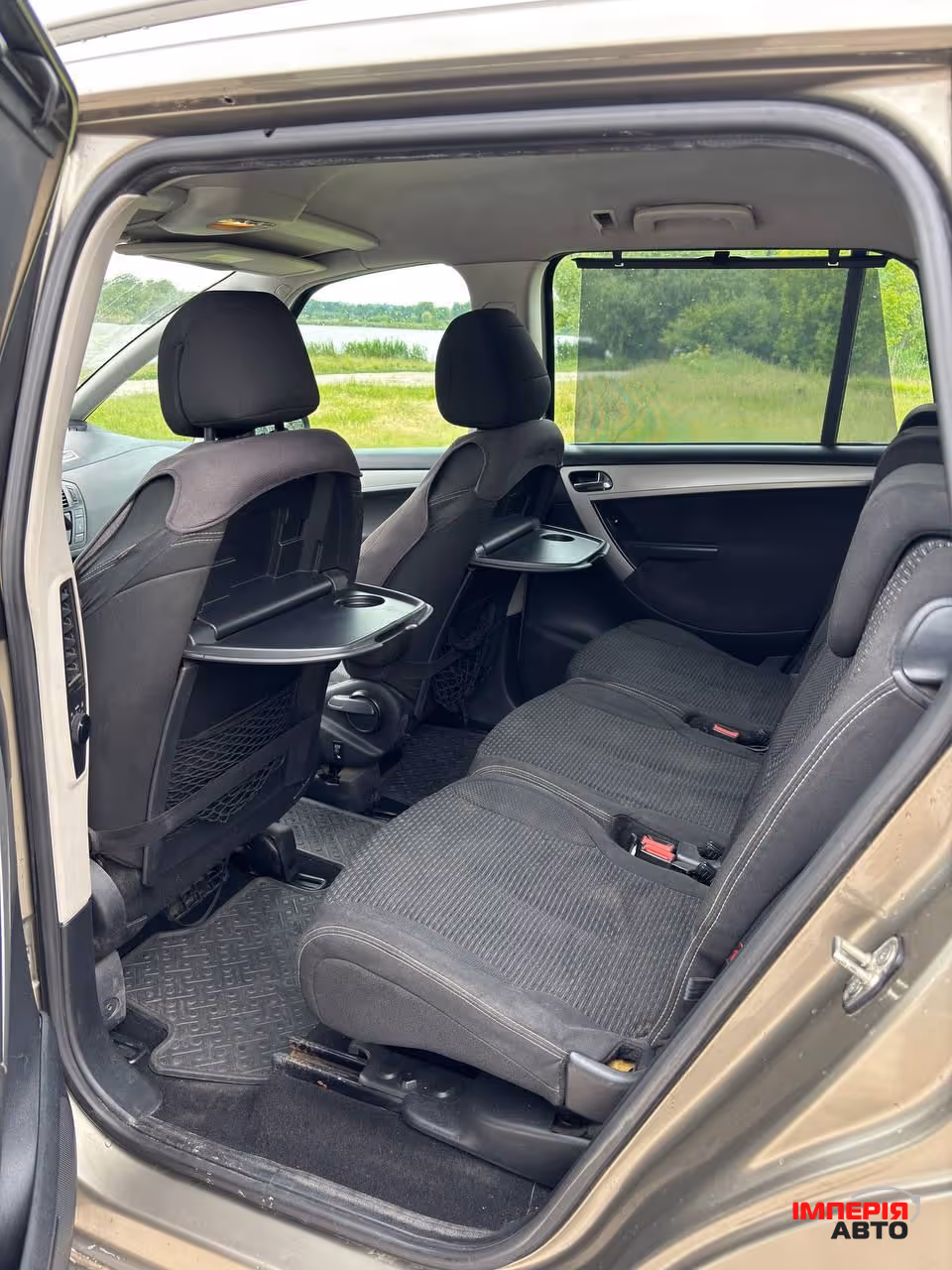 Citroen C4 Picasso - фото 9