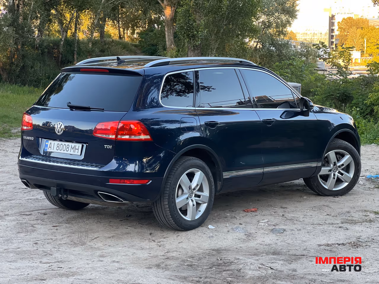 Volkswagen Touareg - фото 5