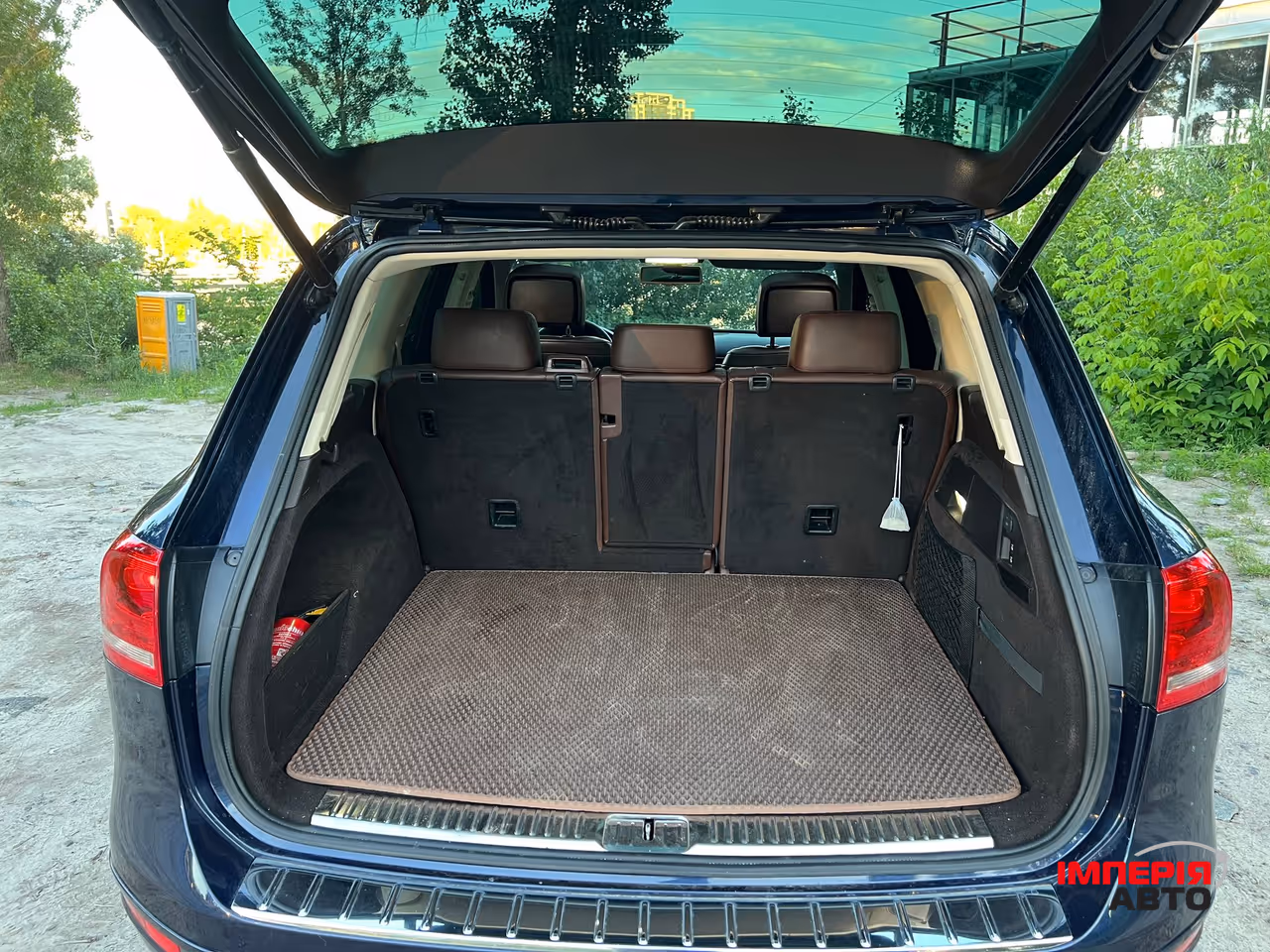 Volkswagen Touareg - фото 11
