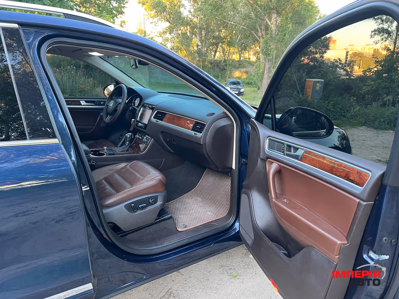 Volkswagen Touareg - фото 13