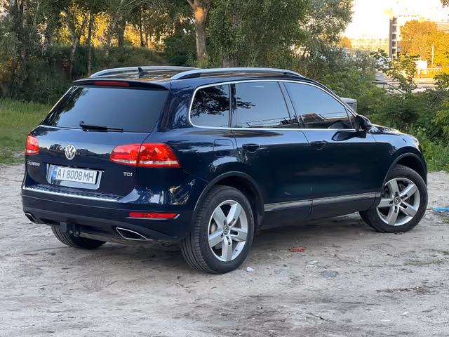 Volkswagen Touareg - зображення 5
