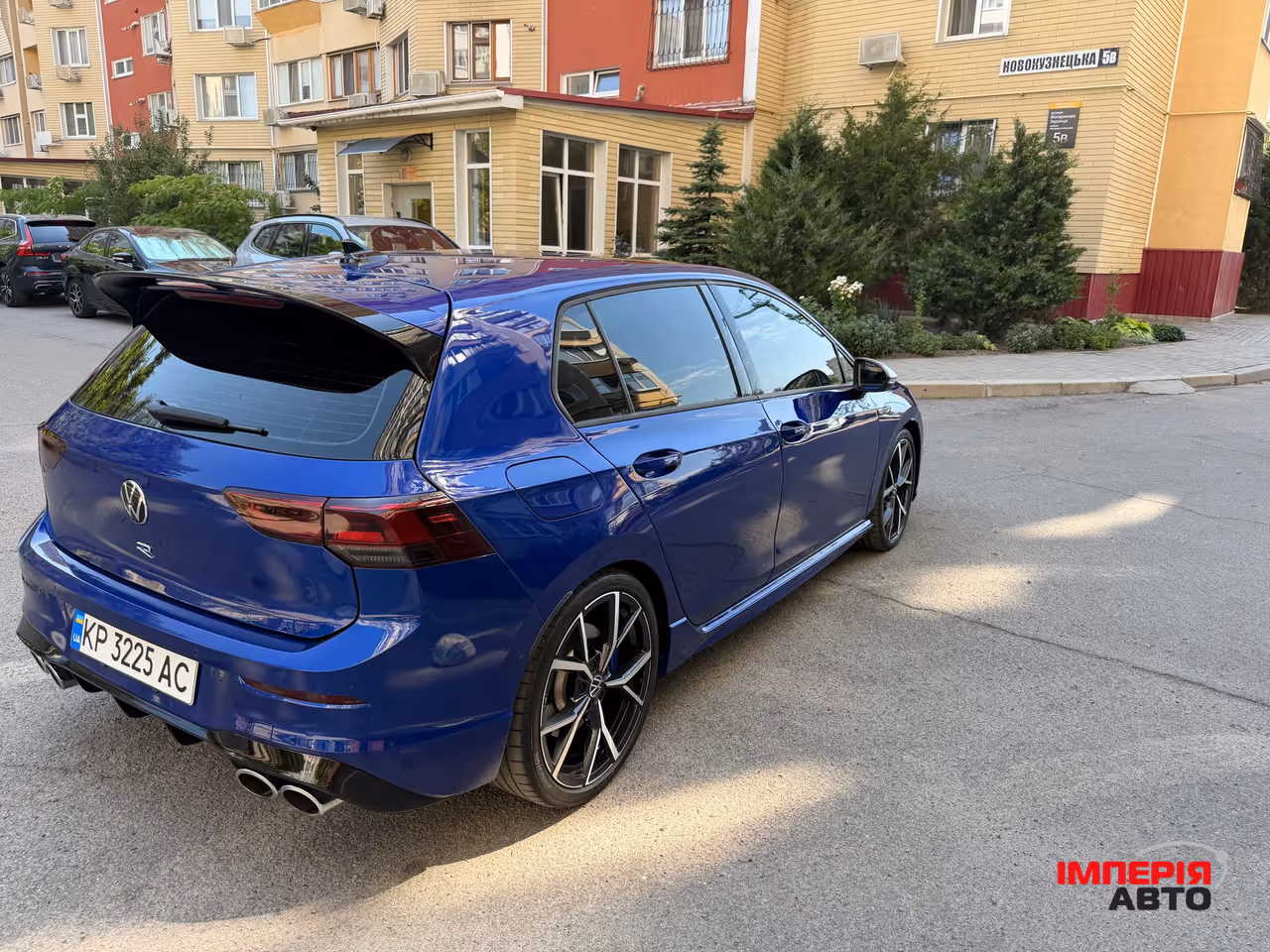 Volkswagen Golf R - фото 7
