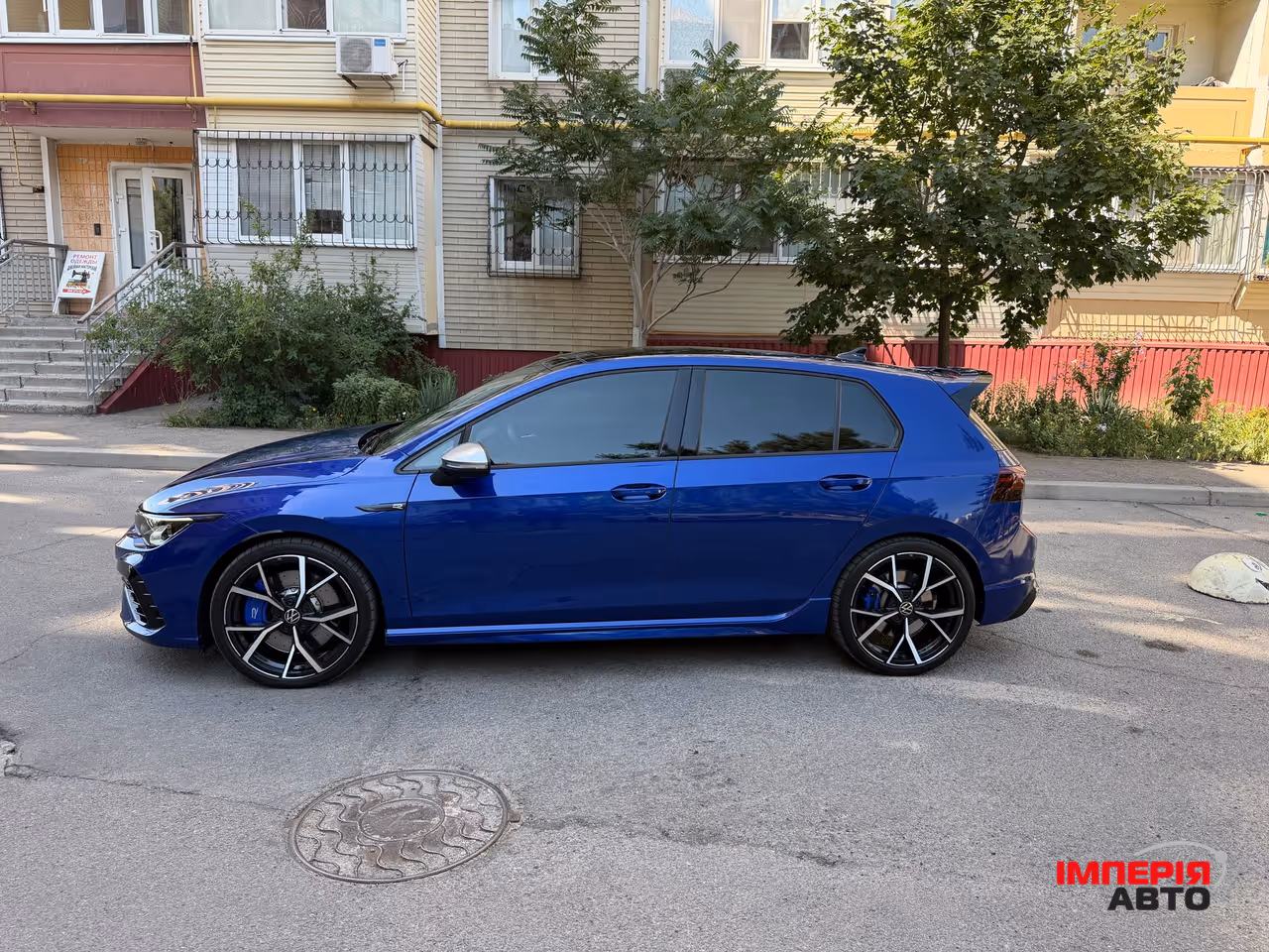 Volkswagen Golf R - фото 8