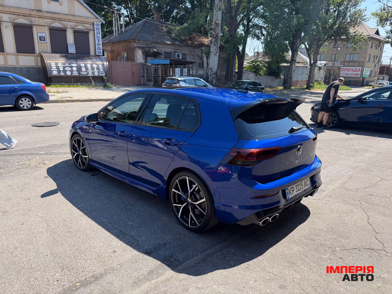 Volkswagen Golf R - фото 11