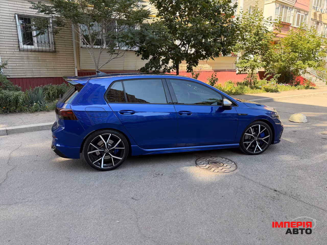 Volkswagen Golf R - фото 6