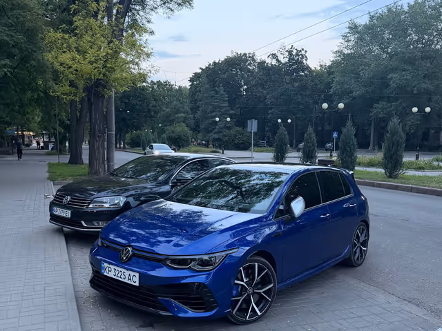Volkswagen Golf R - зображення 1