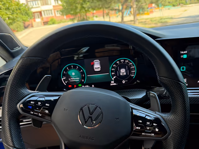 Volkswagen Golf R - зображення 5