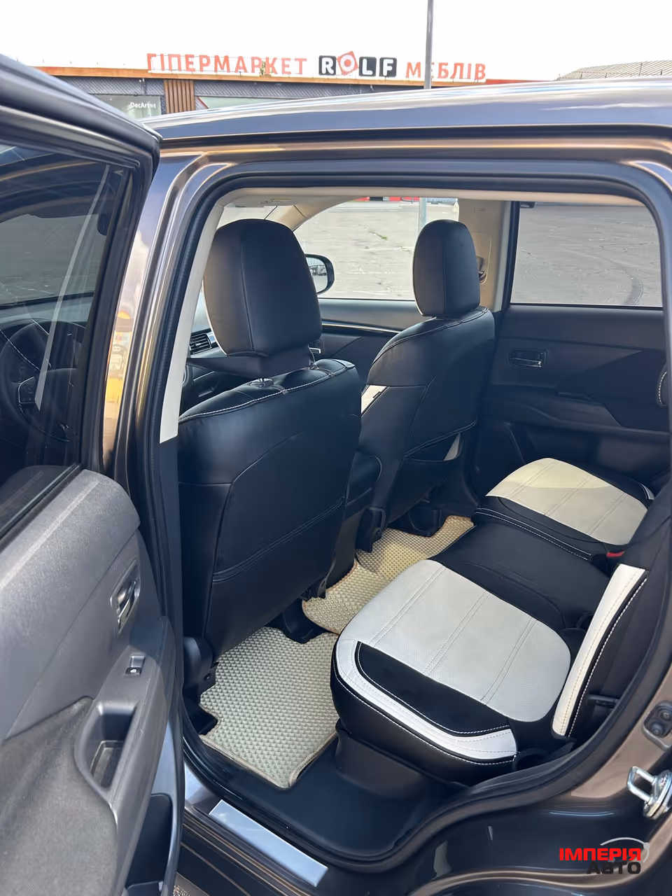 Mitsubishi Outlander - фото 11