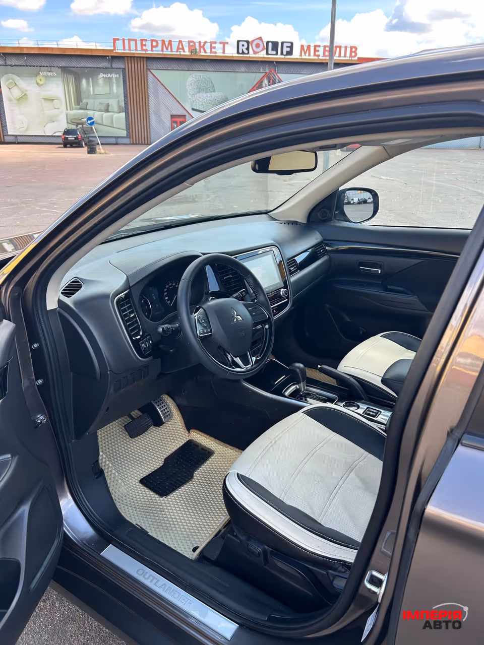 Mitsubishi Outlander - фото 14