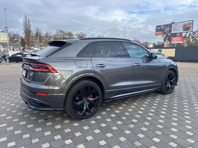 Audi Q8 - зображення 4