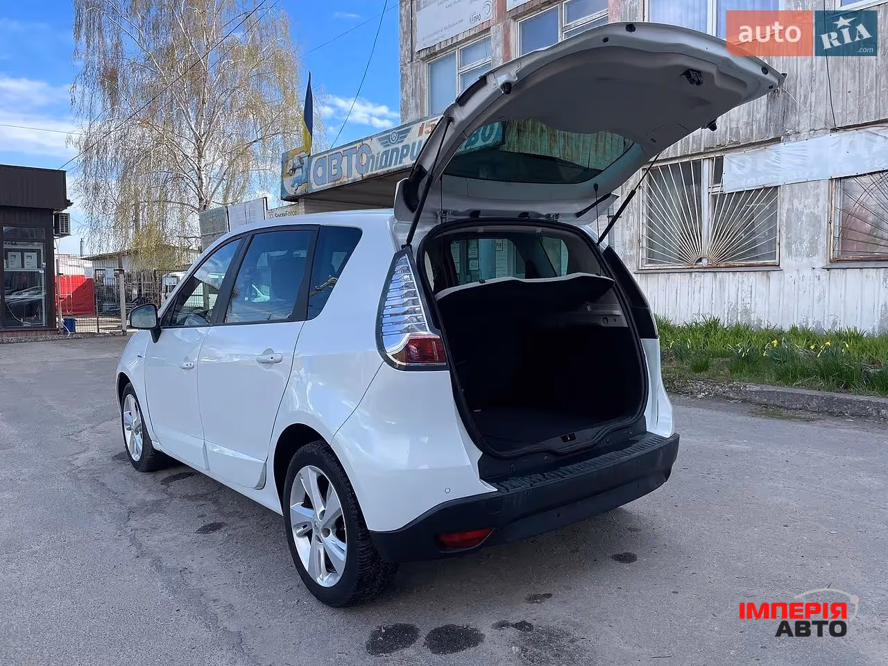 Renault Scenic - фото 31
