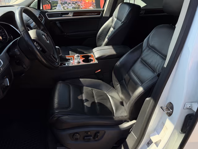Volkswagen Touareg - зображення 4