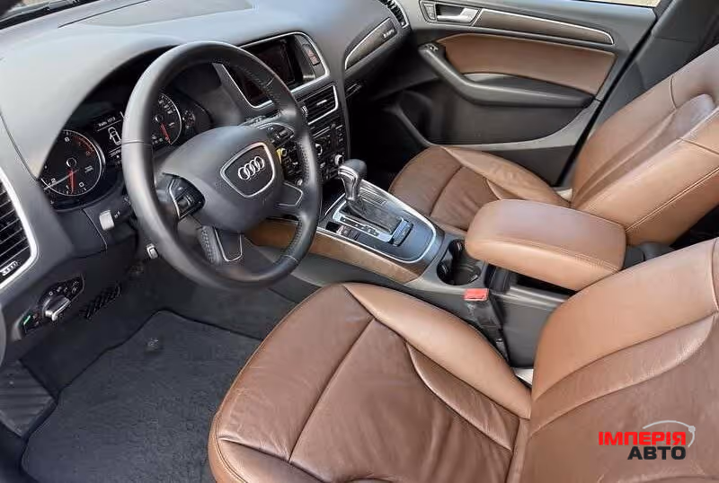Audi Q5 - фото 12