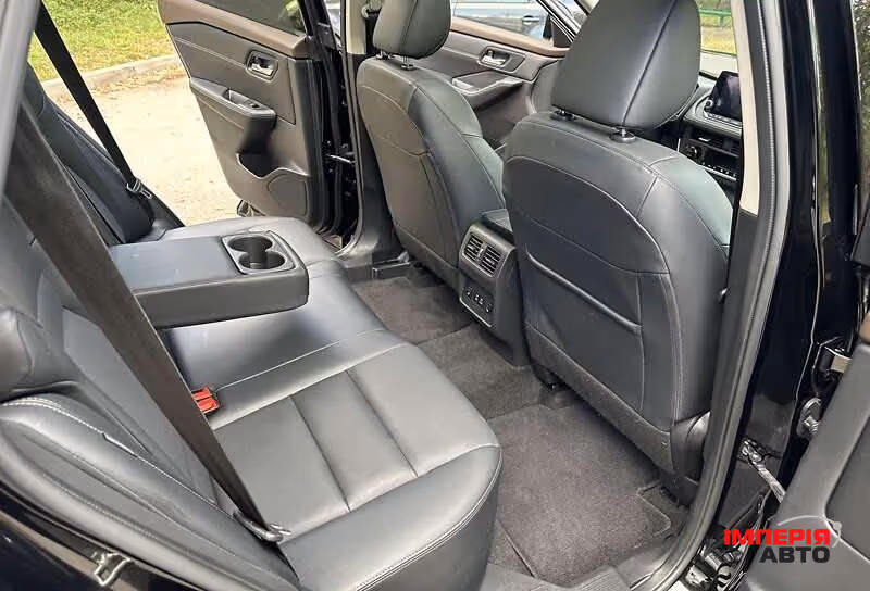 Nissan Rogue - фото 14