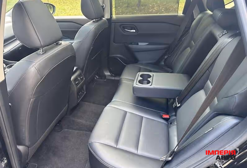 Nissan Rogue - фото 12