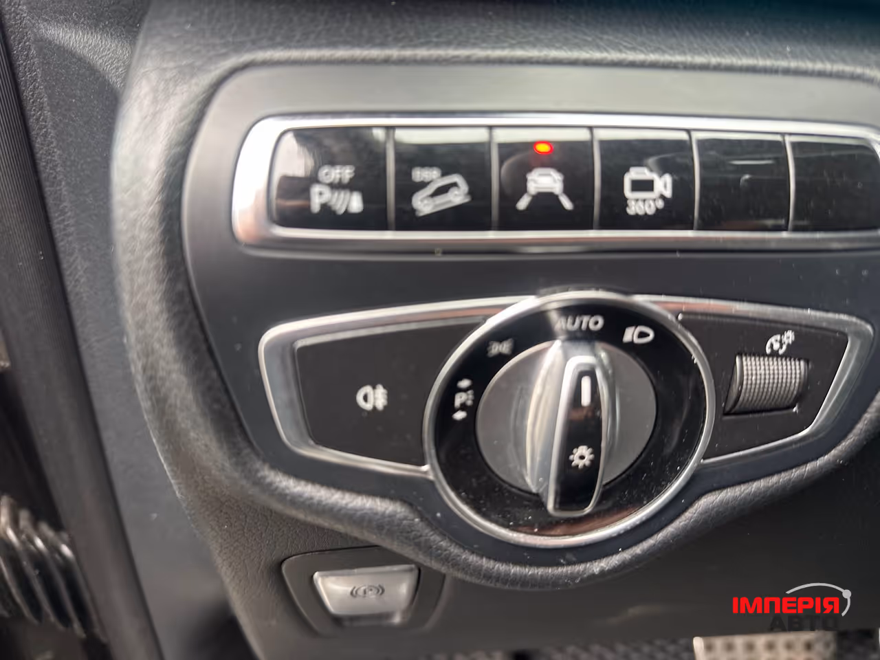 Mercedes-Benz V-Класс - фото 17