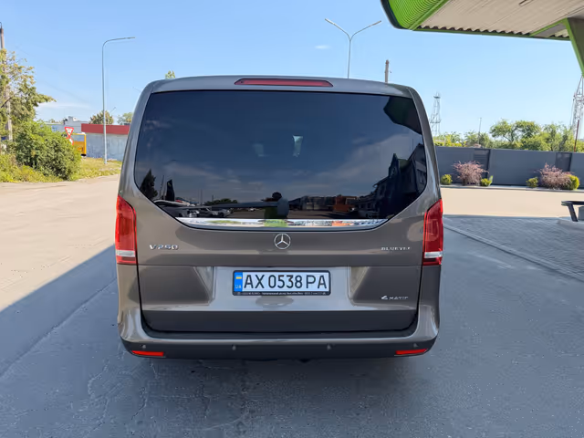 Mercedes-Benz V-Класс - зображення 4