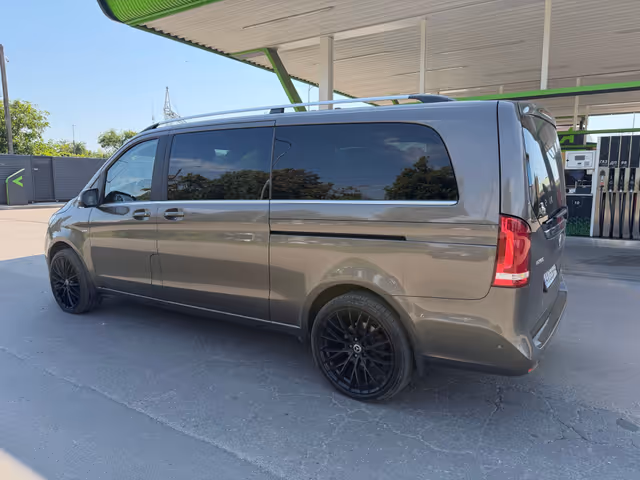 Mercedes-Benz V-Класс - зображення 3