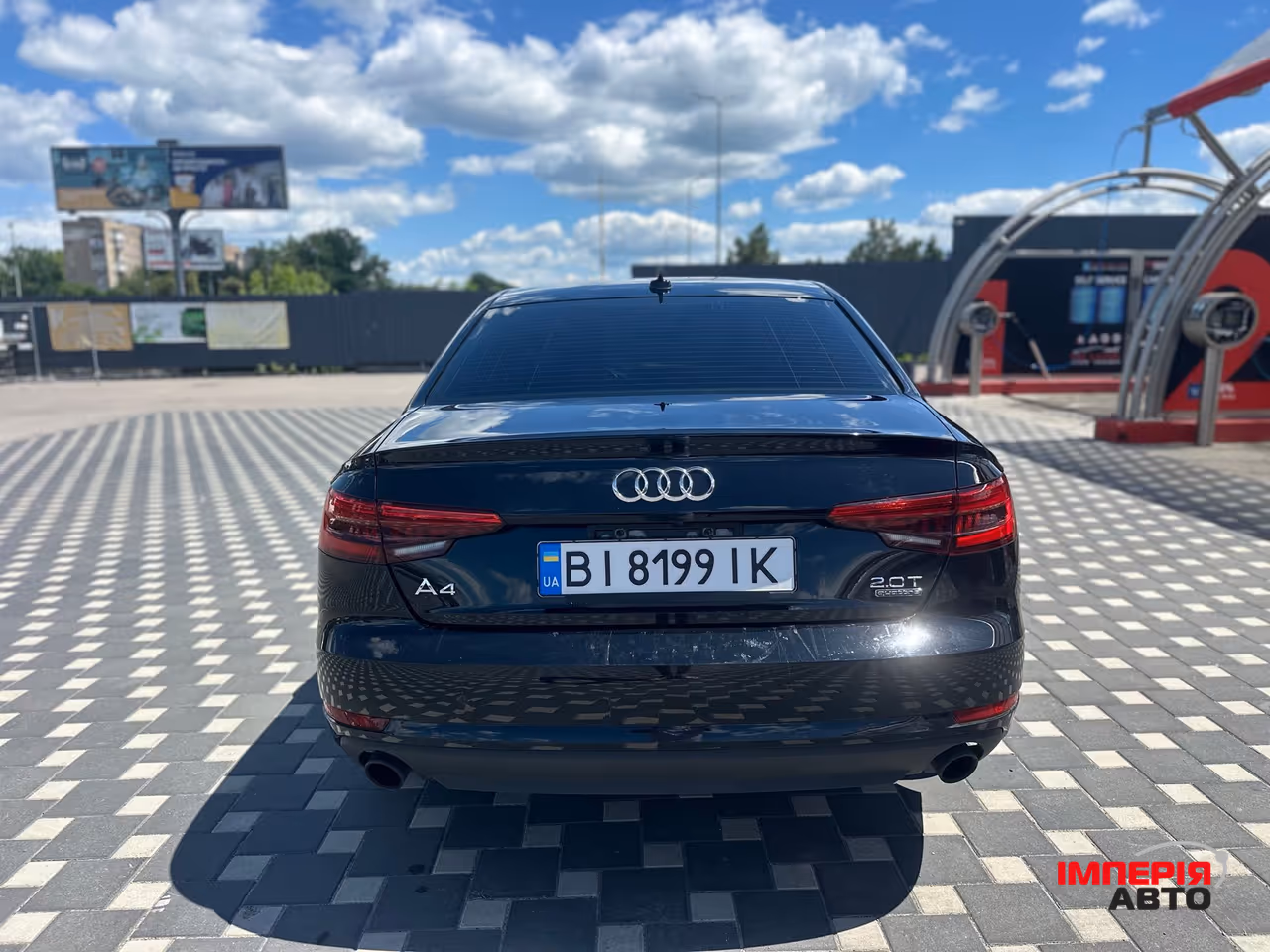 Audi A4 - фото 6
