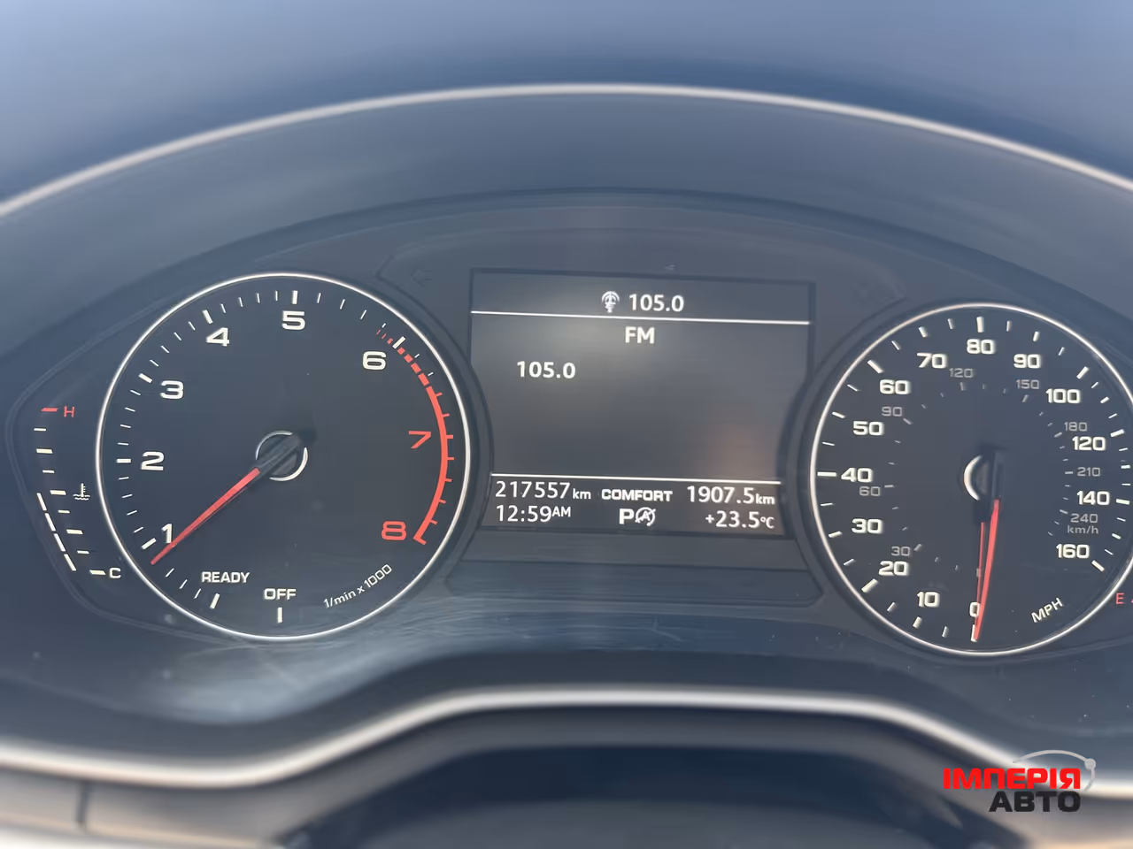 Audi A4 - фото 11