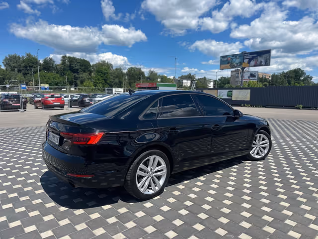 Audi A4 - зображення 5