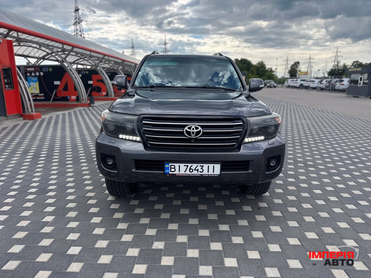 Toyota Land Cruiser - фото 2