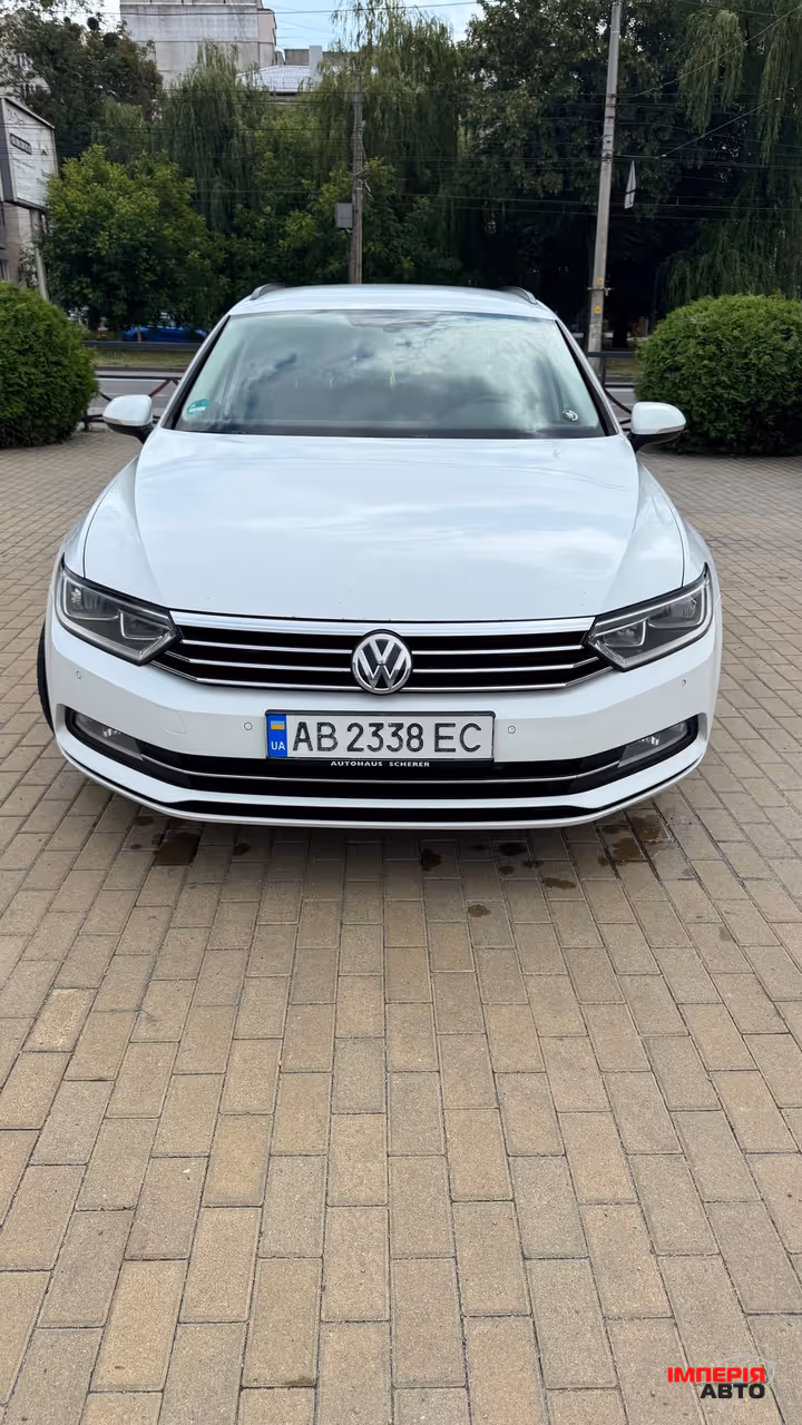 Volkswagen Passat - фото 1