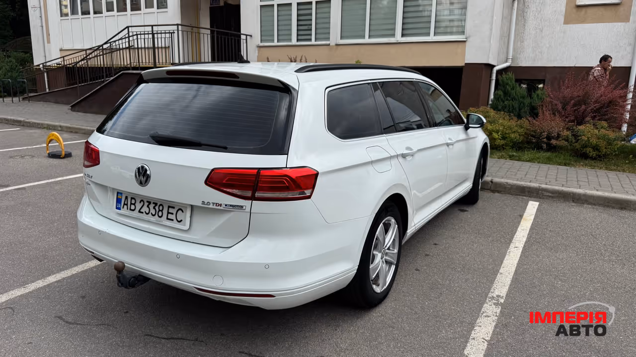 Volkswagen Passat - фото 8