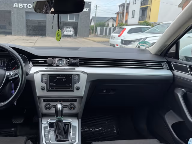 Volkswagen Passat - зображення 3