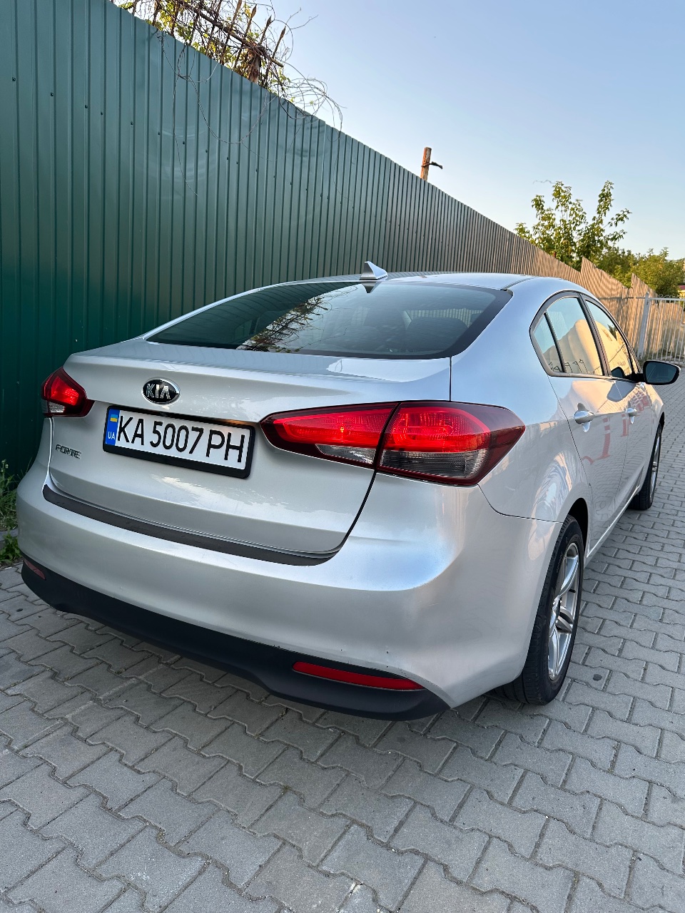 Kia Forte - фото 3