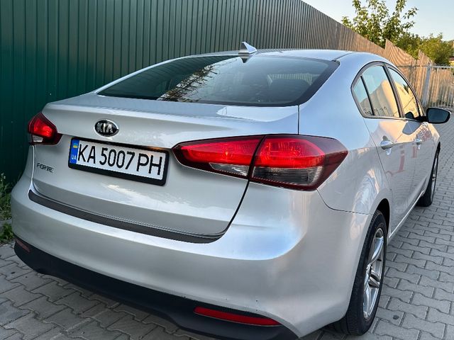 Kia Forte - фото 3