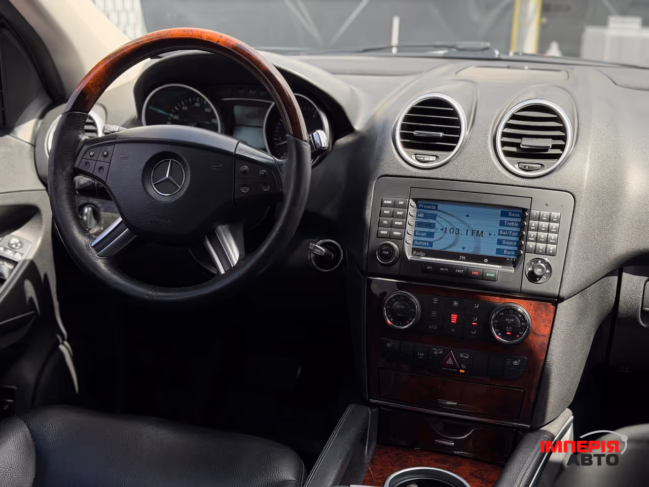 Mercedes-Benz M-Класс - фото 8