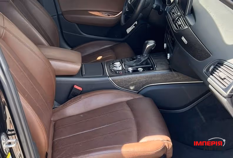 Audi A6 - фото 13