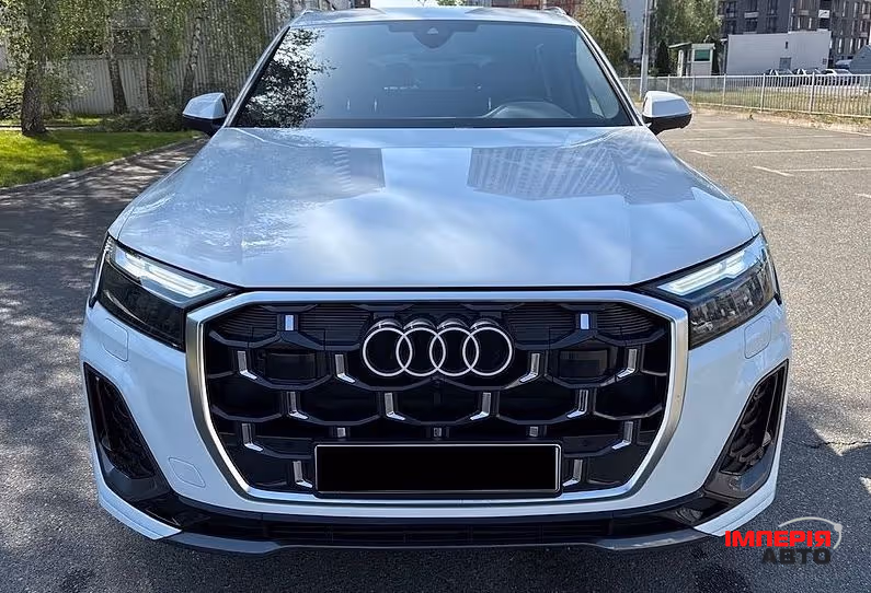 Audi Q7 - фото 2