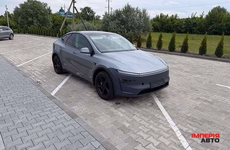 Tesla Model Y - фото 2
