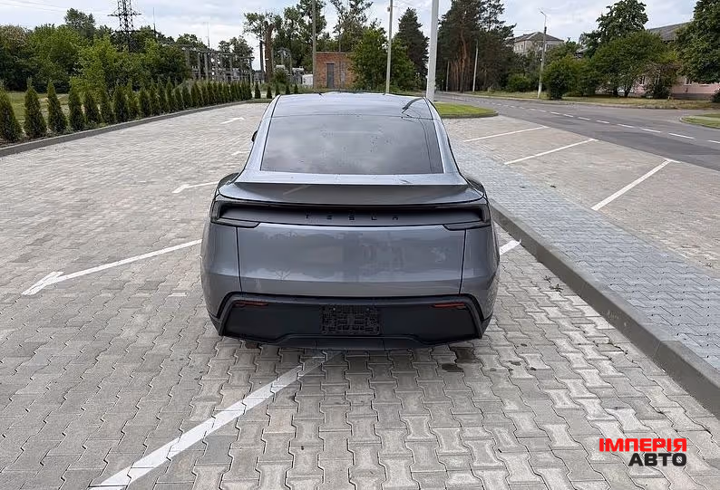 Tesla Model Y - фото 5
