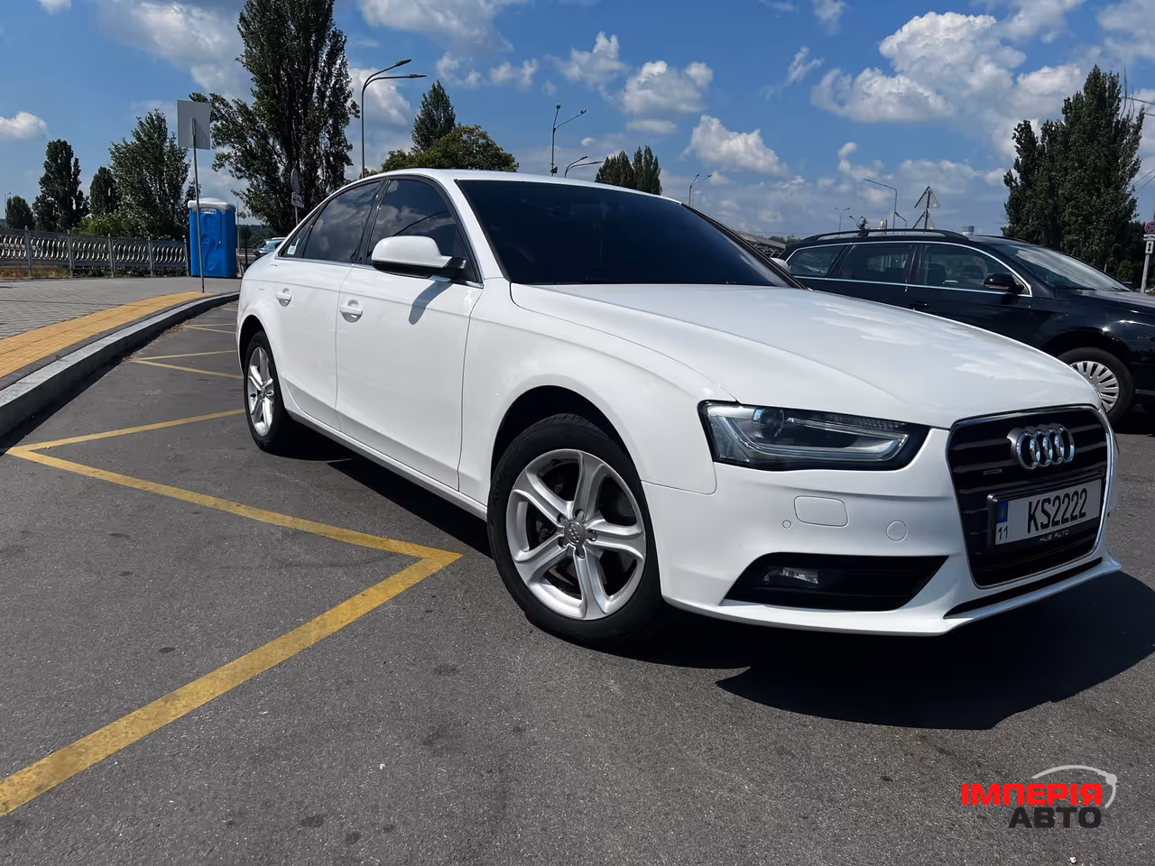 Audi A4 - фото 2