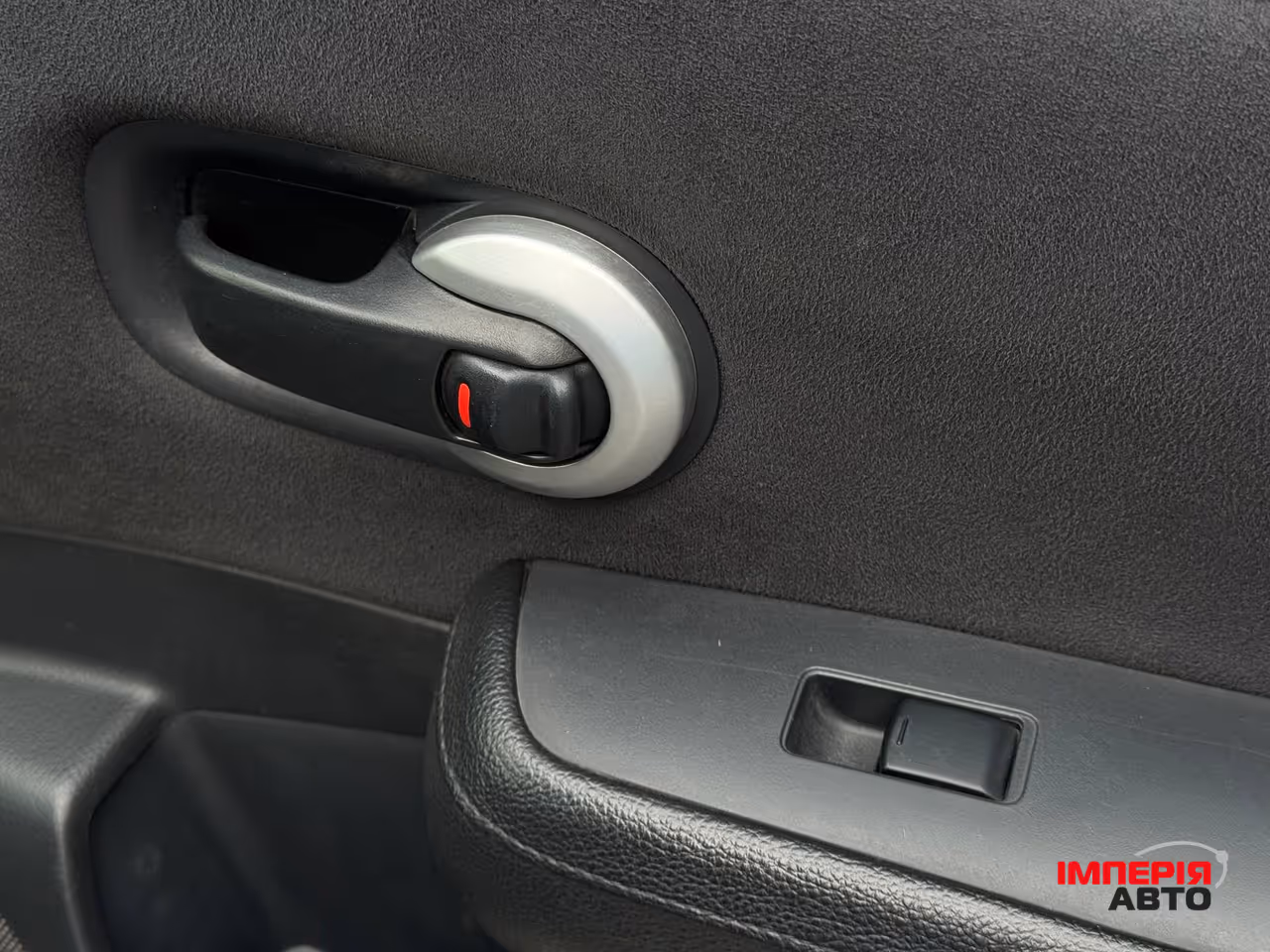 Nissan Tiida - фото 42