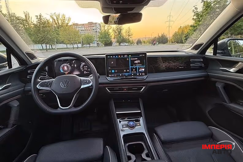 Volkswagen Tiguan - фото 7