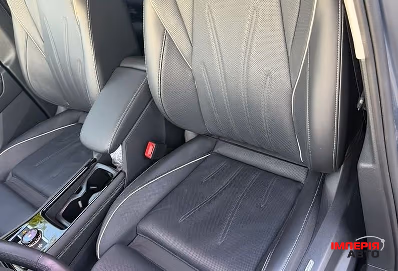 Volkswagen Tiguan - фото 10