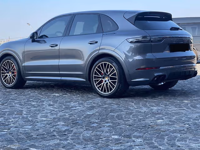 Porsche Cayenne - зображення 5