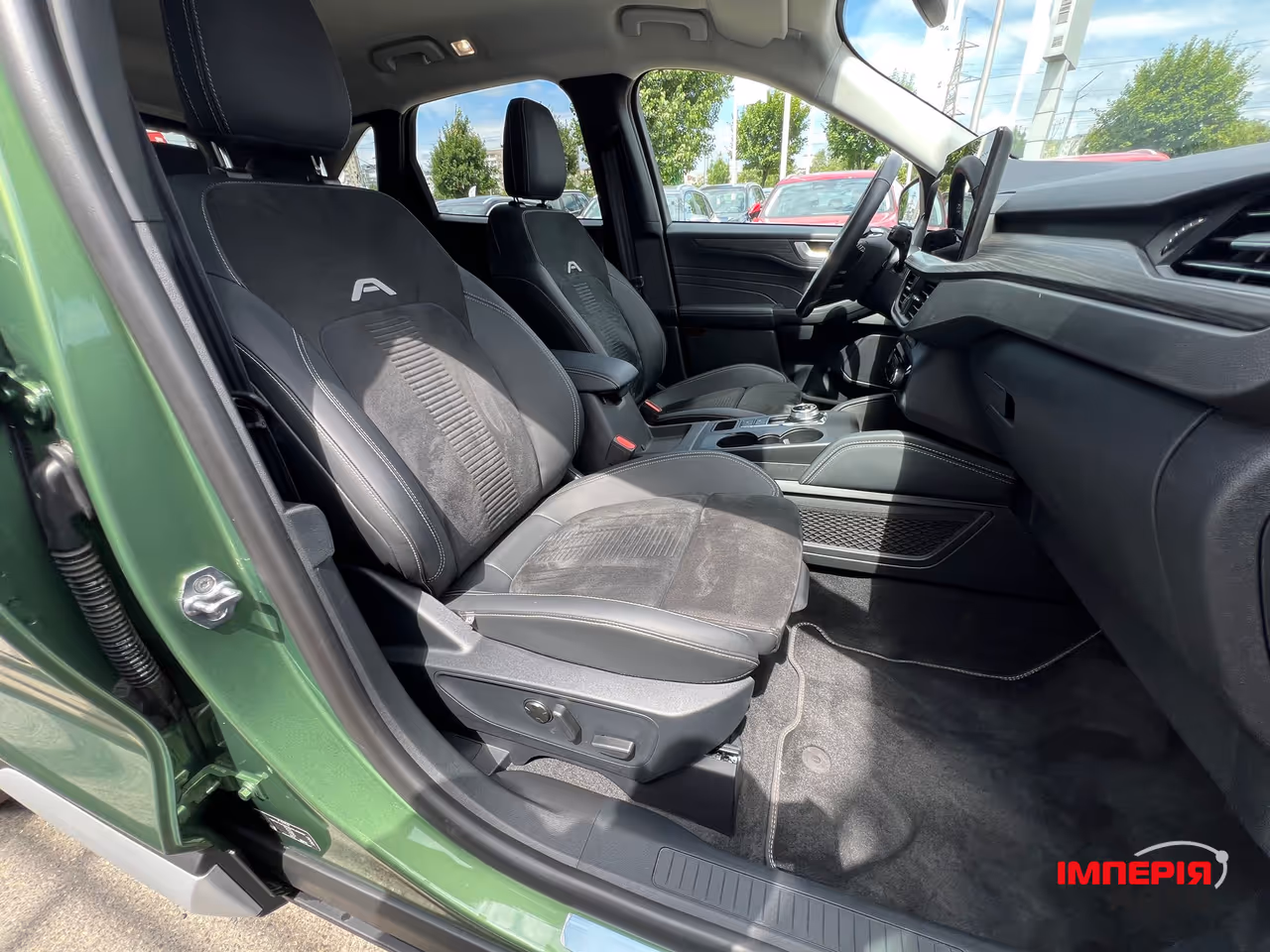 Ford Kuga - фото 27