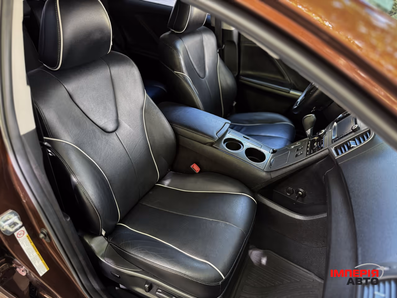 Toyota Venza - фото 10