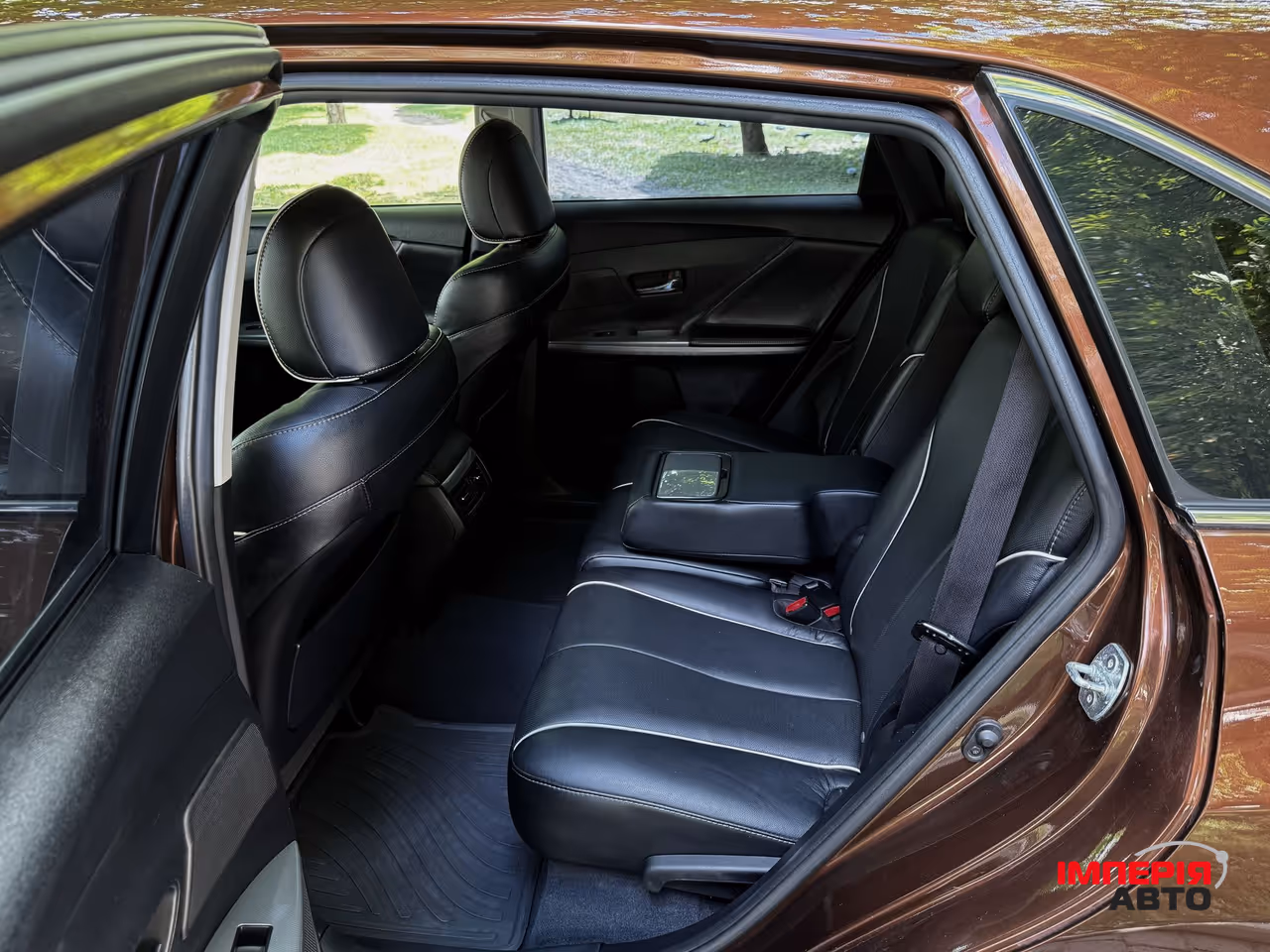 Toyota Venza - фото 9