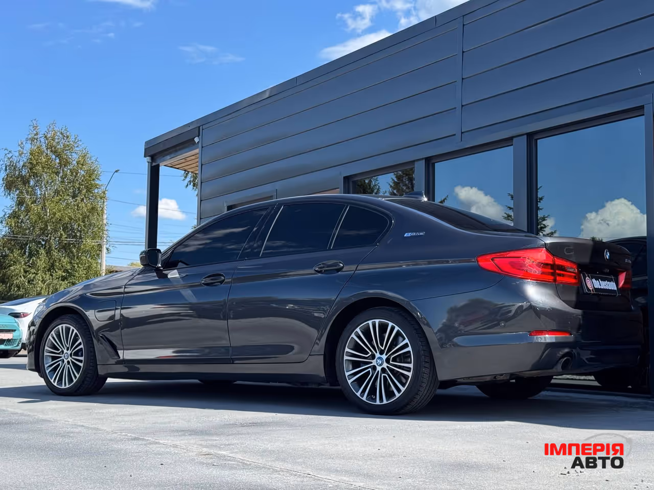 BMW 5 серії - фото 9