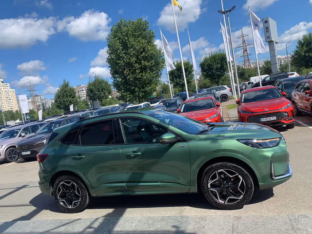 Ford Kuga - зображення 5
